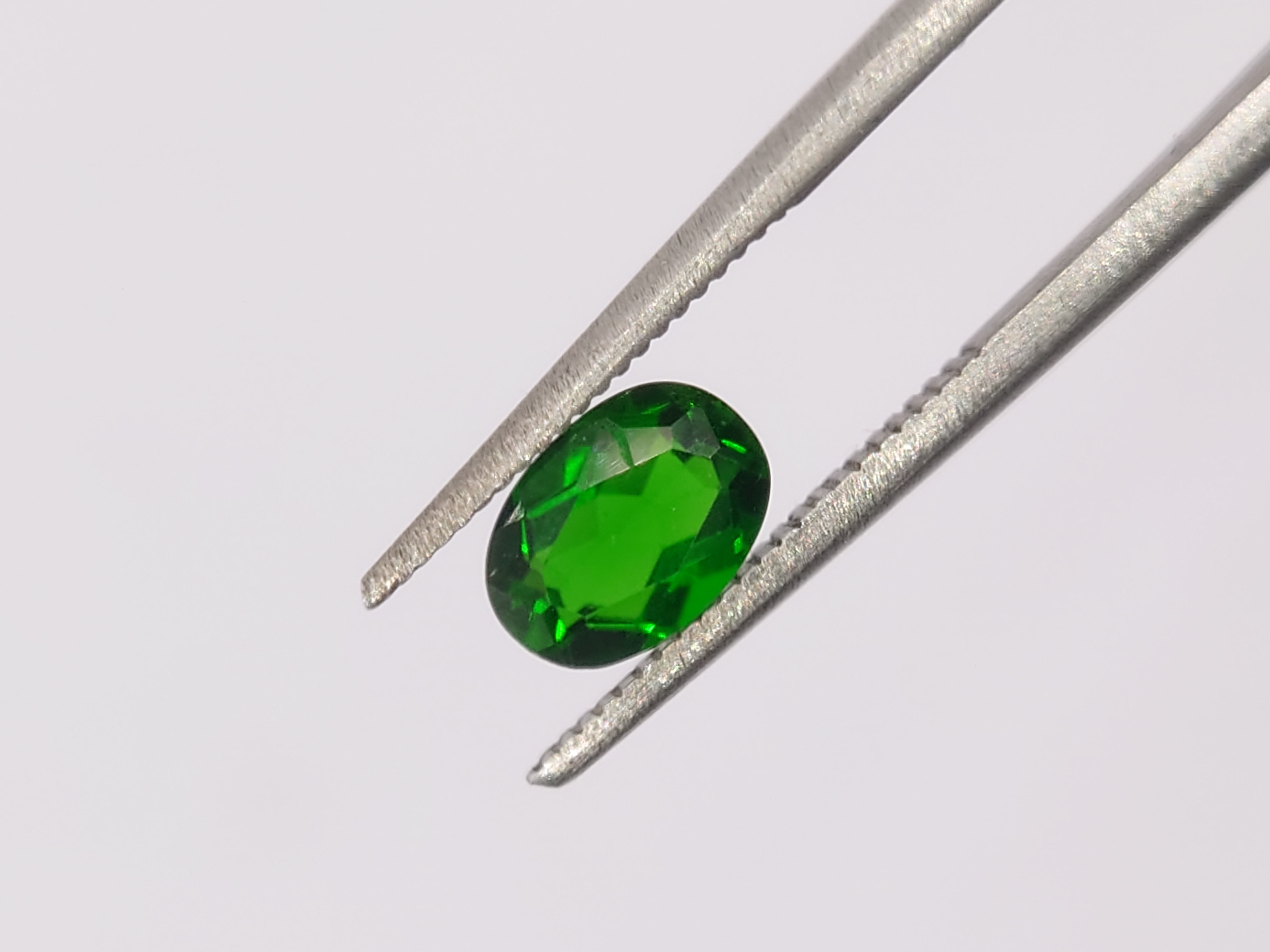 0.9 Ct. Chrome Diopside in Oval Cut from Afghanistan