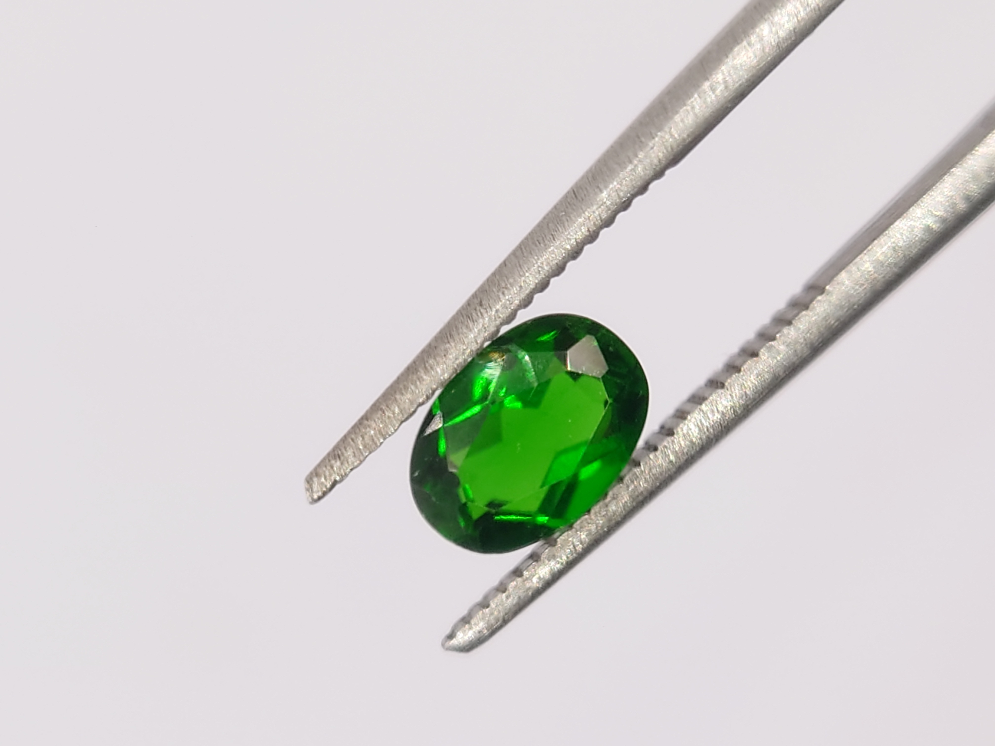 0.9 Ct. Chrome Diopside in Oval Cut from Afghanistan