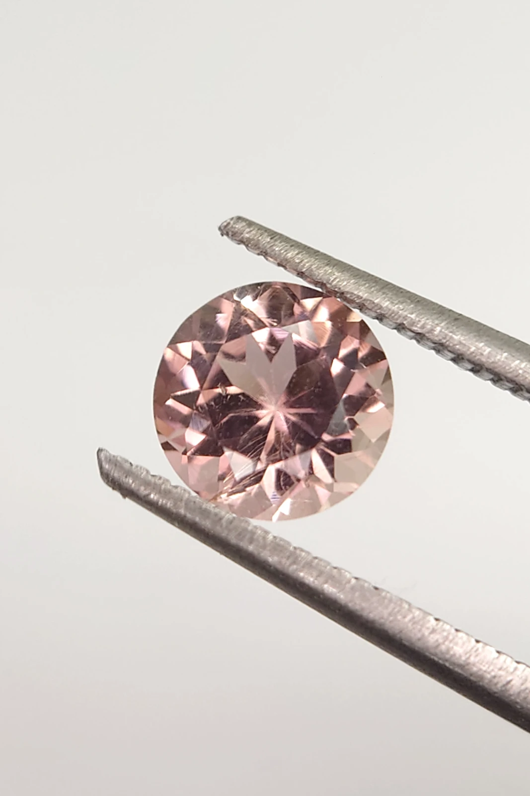 I.06ct Round Brilliant Cut Natural Tourmaline from Afghanistan