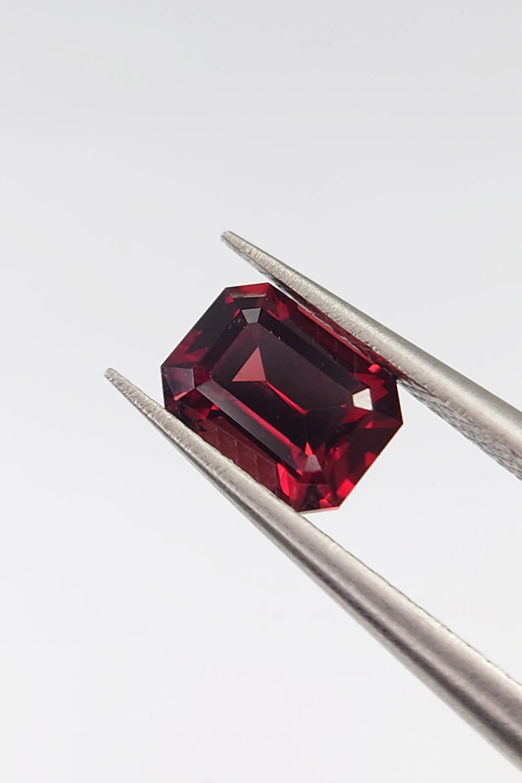 1.06ct Rhodolite Garnet Natural Loose Gemstone from Tanzania