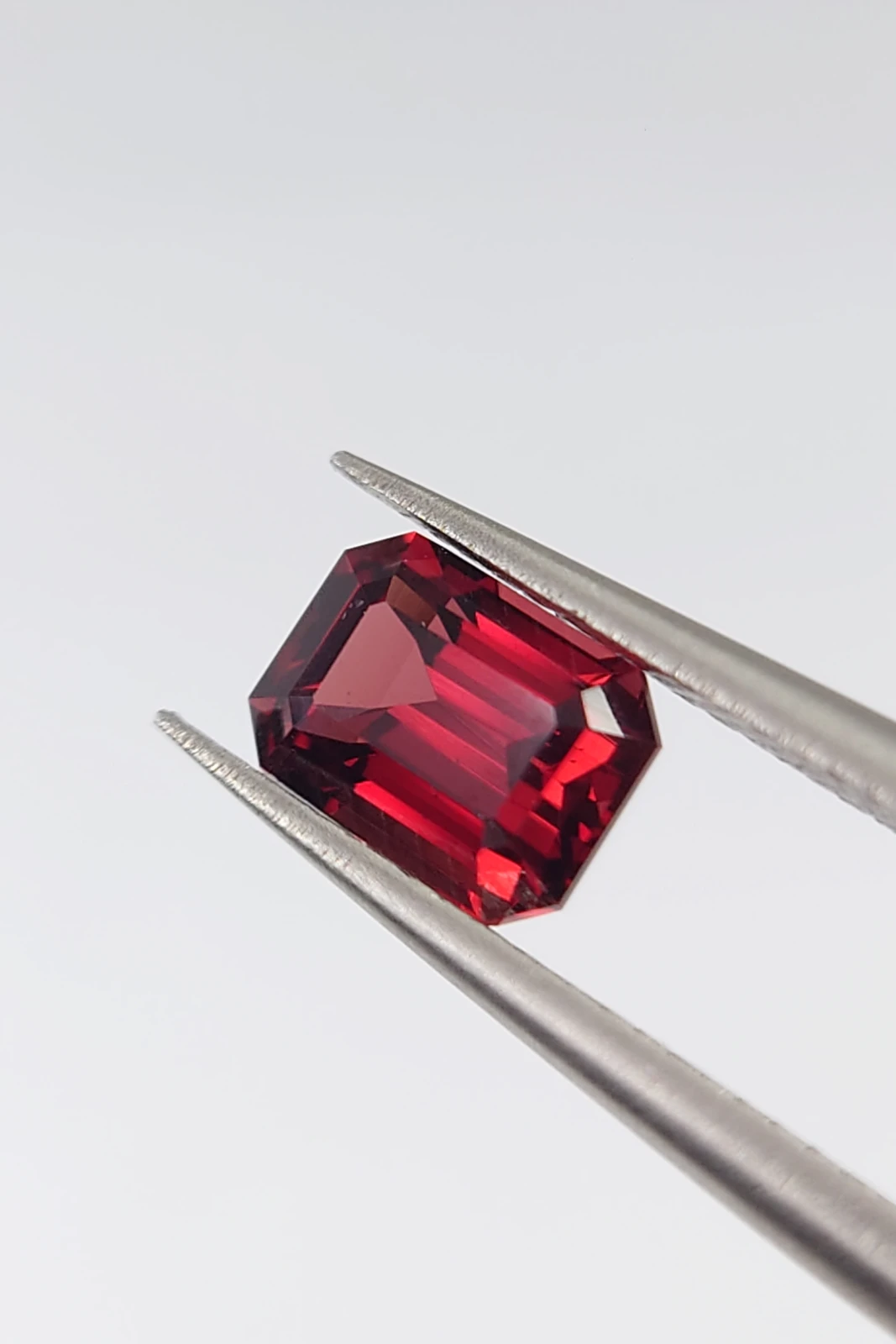 1.06ct Rhodolite Garnet Natural Loose Gemstone from Tanzania