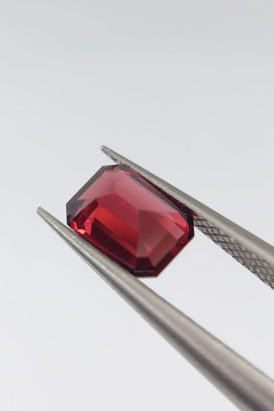1.06ct Rhodolite Garnet Natural Loose Gemstone from Tanzania