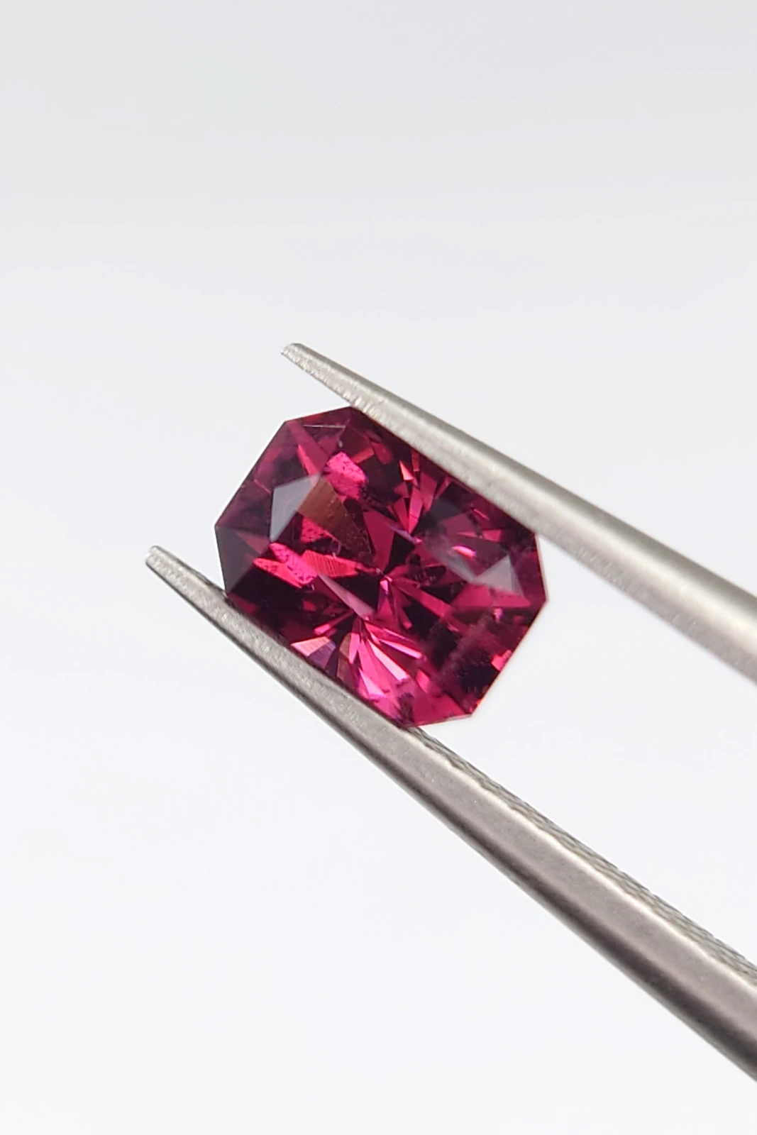 0.92ct Radiant Cut Natural Rhodolite Garnet from Afghanistan