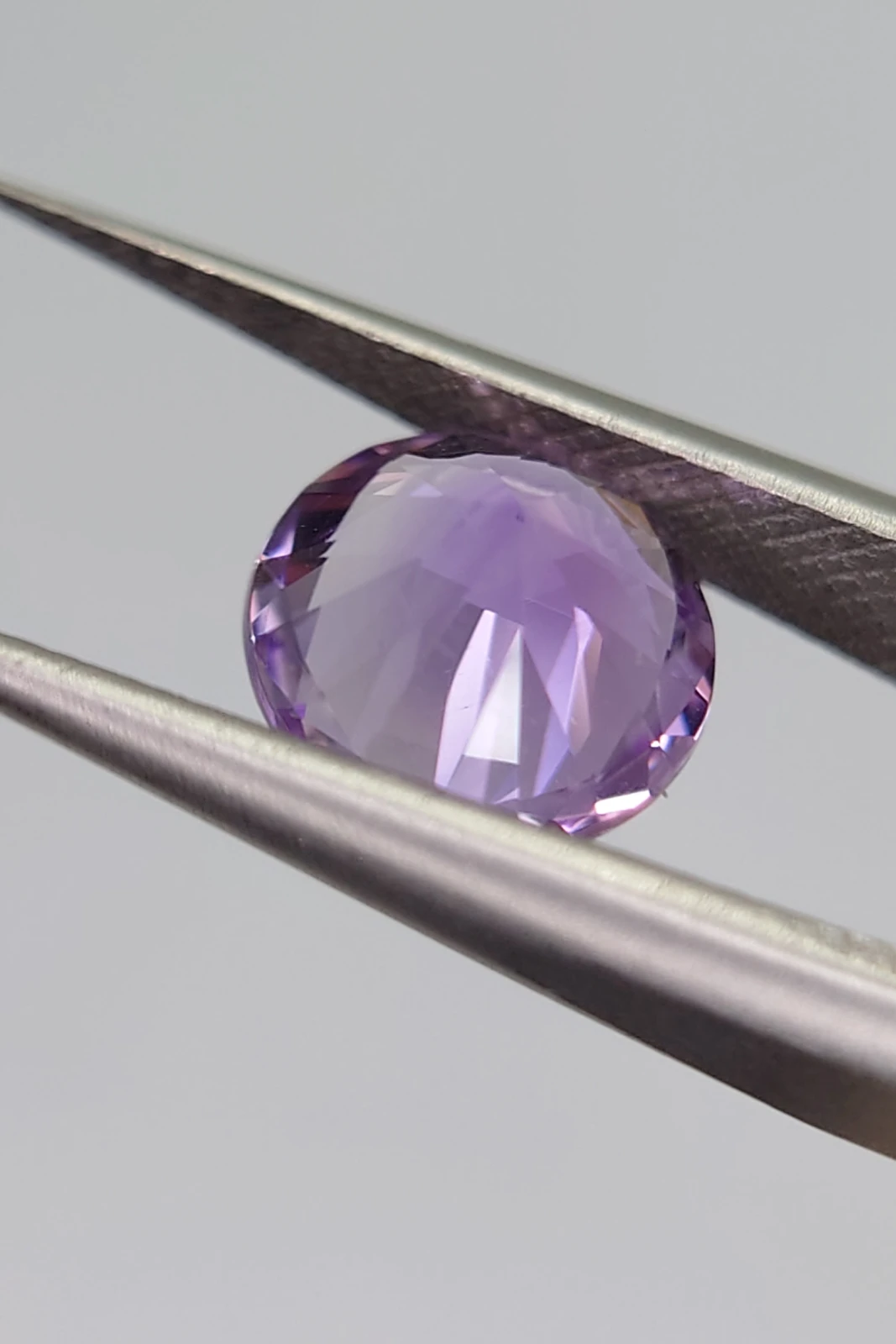 1.55ct Natural Round Brilliant Cut Amethyst from Nigeria