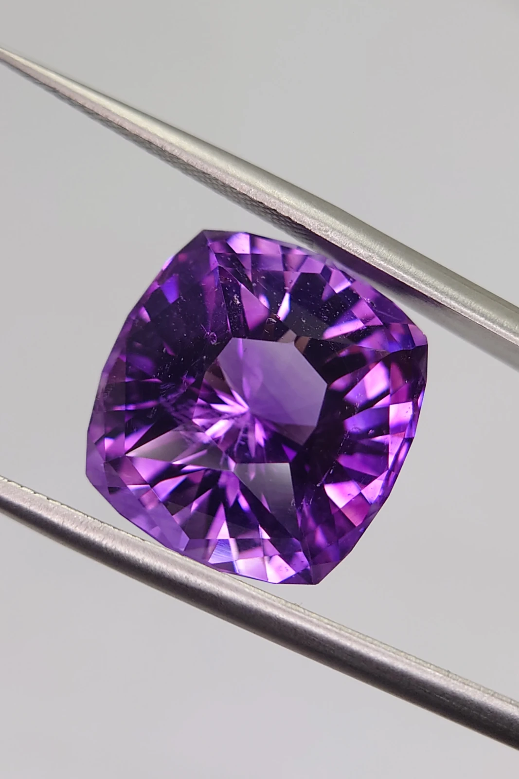 11.5ct Natural Modified Brilliant Cushion Cut Amethyst from Nigeria