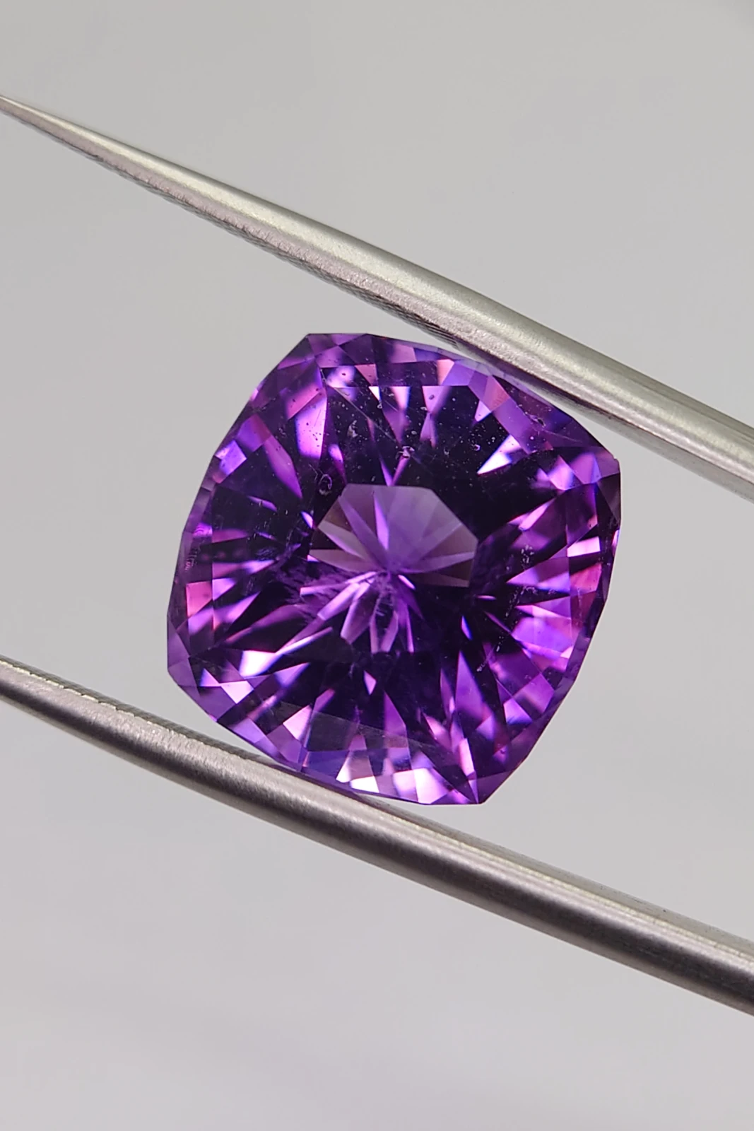 11.5ct Natural Modified Brilliant Cushion Cut Amethyst from Nigeria