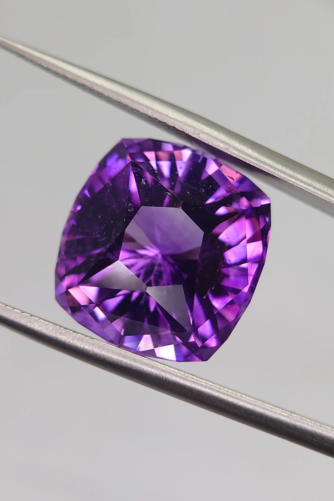 11.5ct Natural Modified Brilliant Cushion Cut Amethyst from Nigeria