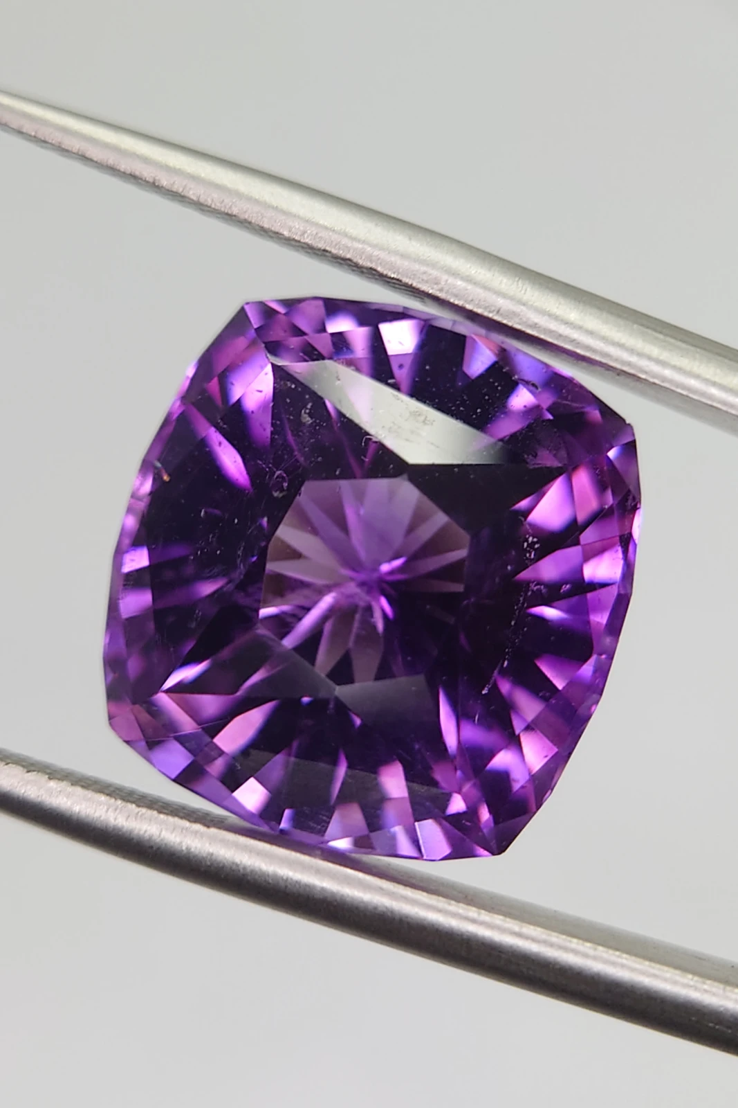 11.5ct Natural Modified Brilliant Cushion Cut Amethyst from Nigeria