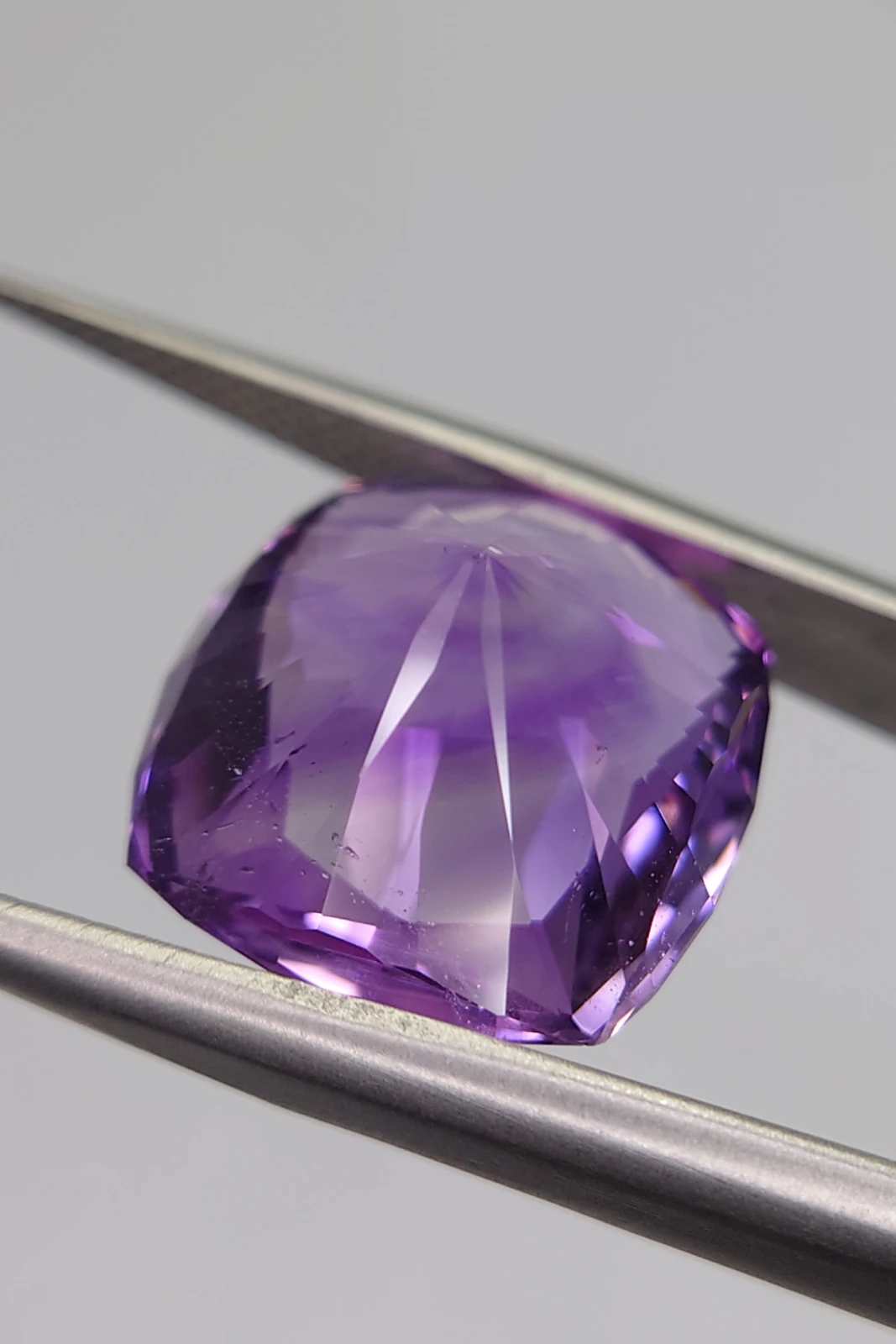 11.5ct Natural Modified Brilliant Cushion Cut Amethyst from Nigeria