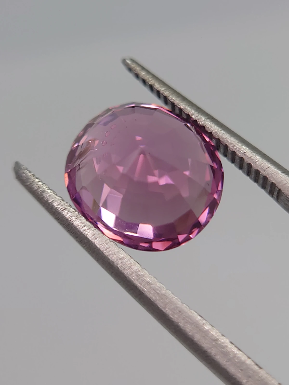 3.75ct Tajik Spinel in Vivid Raspberry Pink Color Round Brilliant Cut