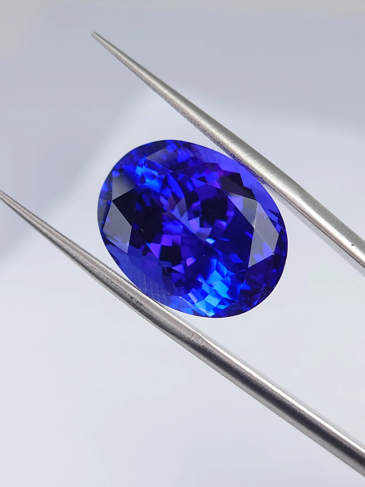 14.9ct Natural Tanzanite D-Block in Fancy Oval Cut