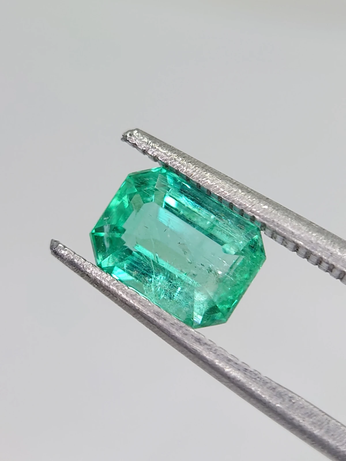 1.5ct Natural Unheated and Untreated Panjshir Emerald