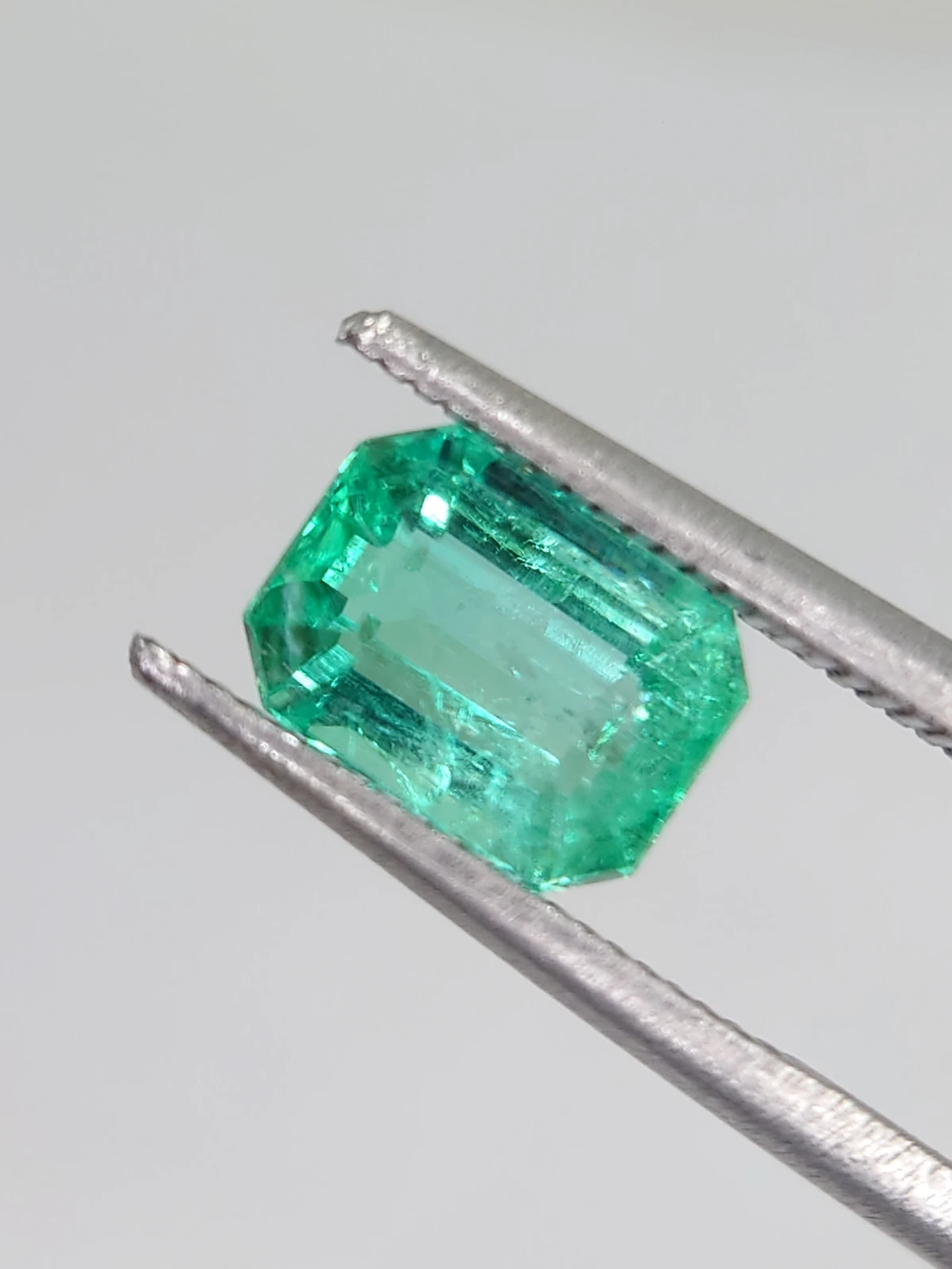 1.5ct Natural Unheated and Untreated Panjshir Emerald