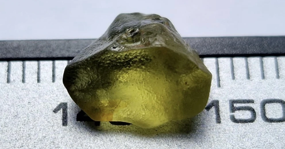 3.1ct Green Natural Rough Sapphire Facet Grade from Nigeria