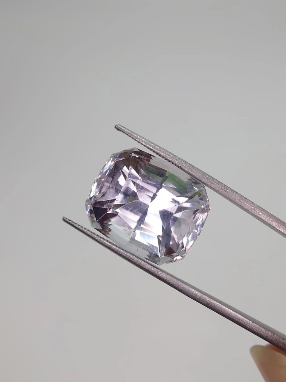 28.5ct Natural Morganite in Fancy Cut from Madagascar