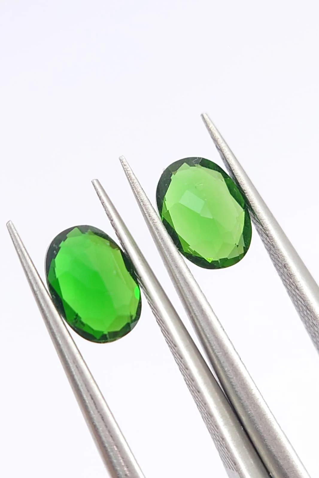 1.71ct Natural Chrome Diopside Pair Oval Cut Loose Gemstone from Pakistan