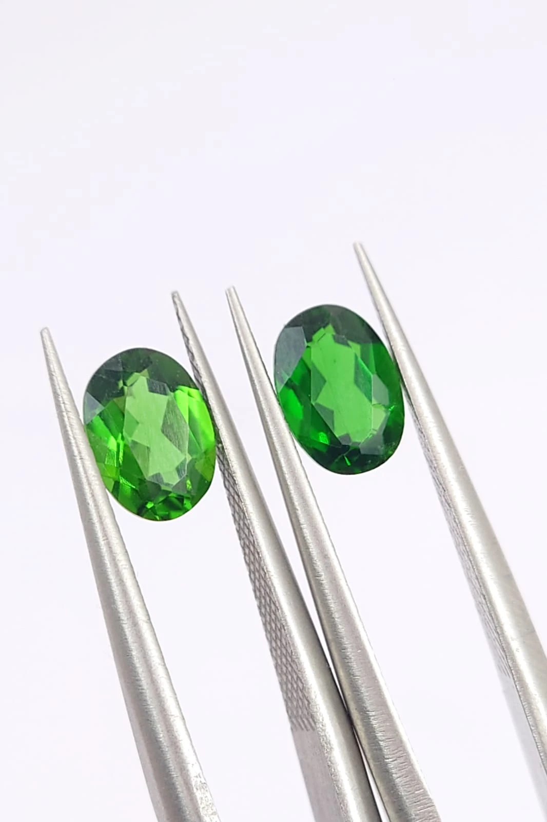 1.71ct Natural Chrome Diopside Pair Oval Cut Loose Gemstone from Pakistan