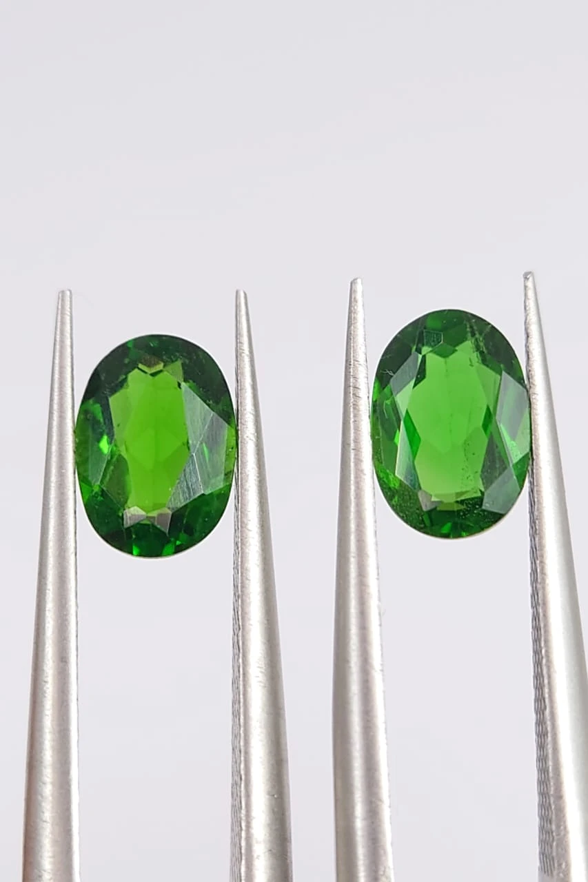 1.61ct Natural Chrome Diopside Pair Oval Cut Loose Gemstone from Pakistan