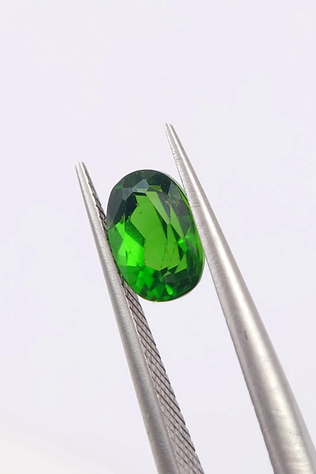 1.12ct Natural Chrome Diopside Oval Cut Loose Gemstone From Pakistan