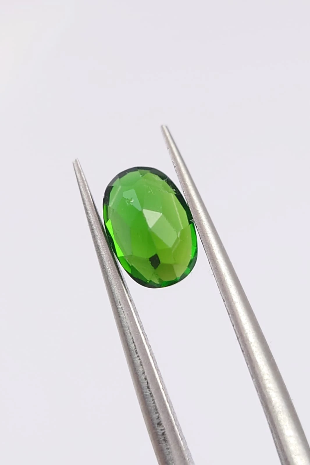 1.12ct Natural Chrome Diopside Oval Cut Loose Gemstone From Pakistan