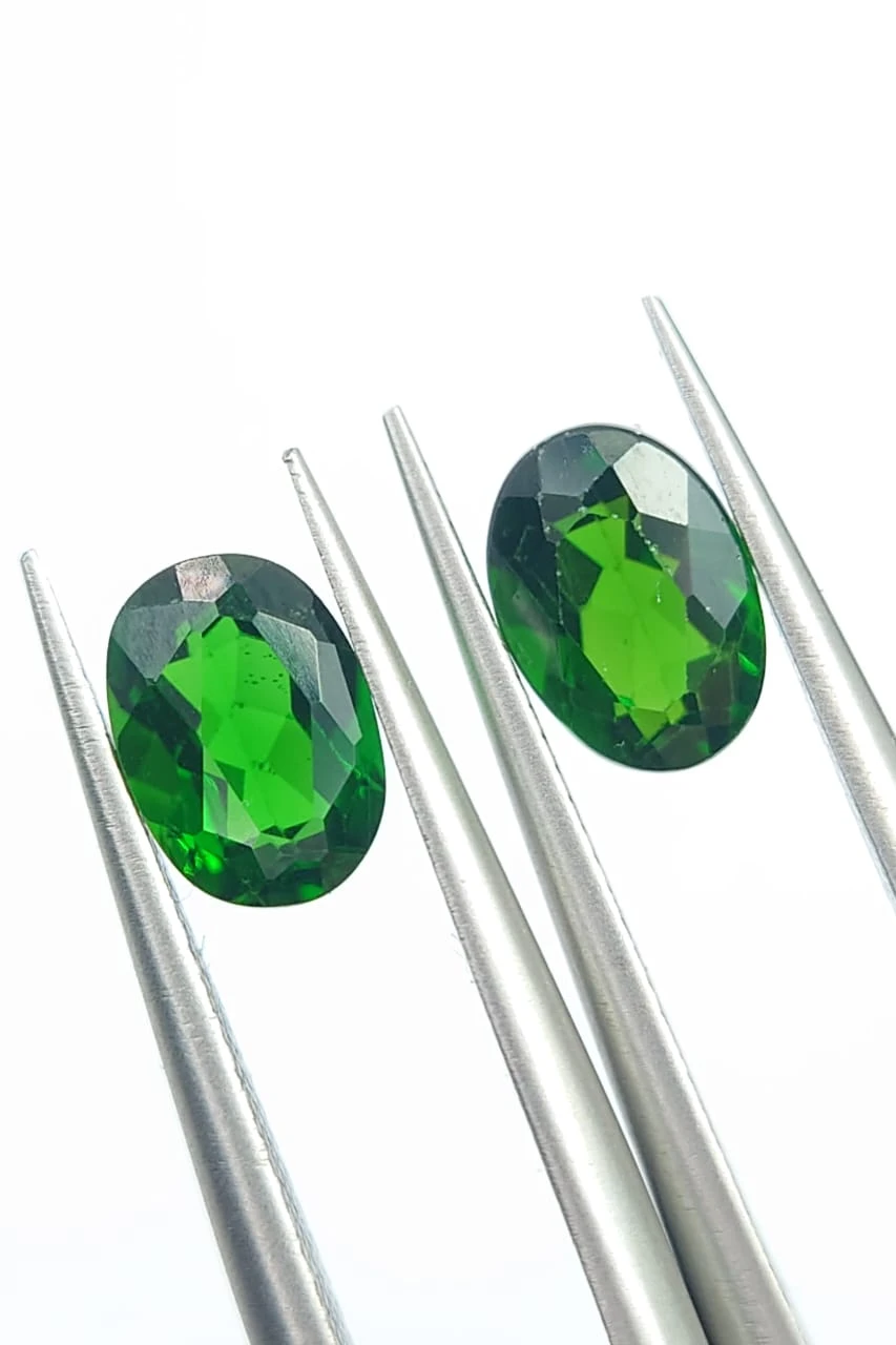 1.94ct Natural Green Chrome Diopside Oval Cut Loose Gemstone From Pakistan