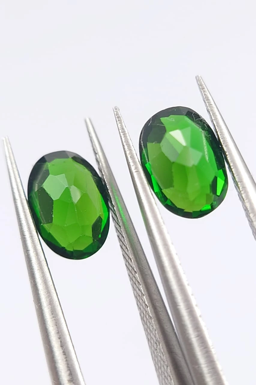 1.94ct Natural Green Chrome Diopside Oval Cut Loose Gemstone From Pakistan