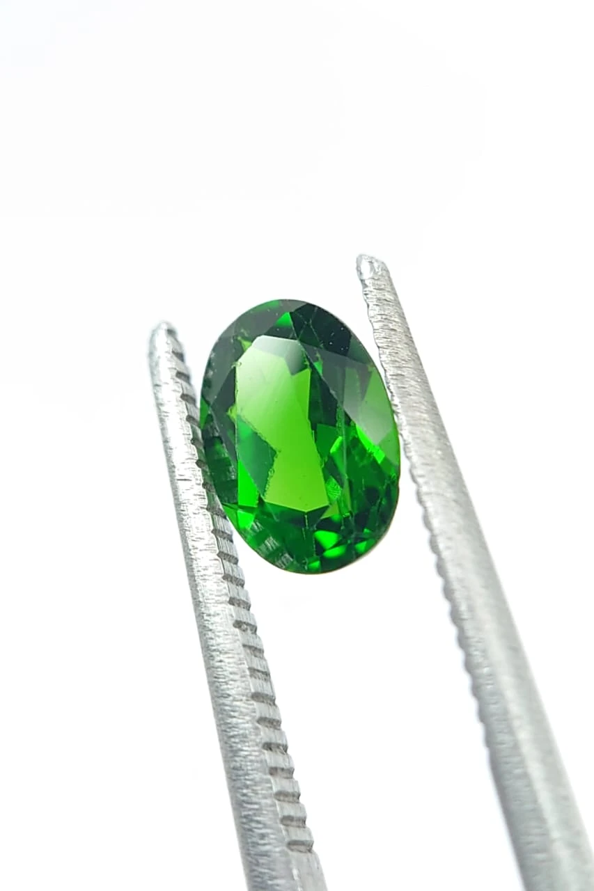 0.78ct Natural Green Chrome Diopside Oval Cut Loose Gemstone From Pakistan