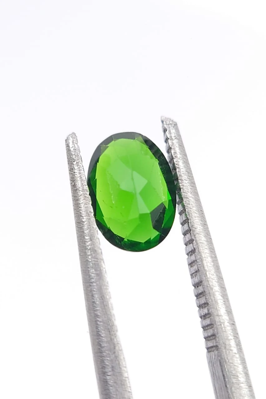 0.78ct Natural Green Chrome Diopside Oval Cut Loose Gemstone From Pakistan