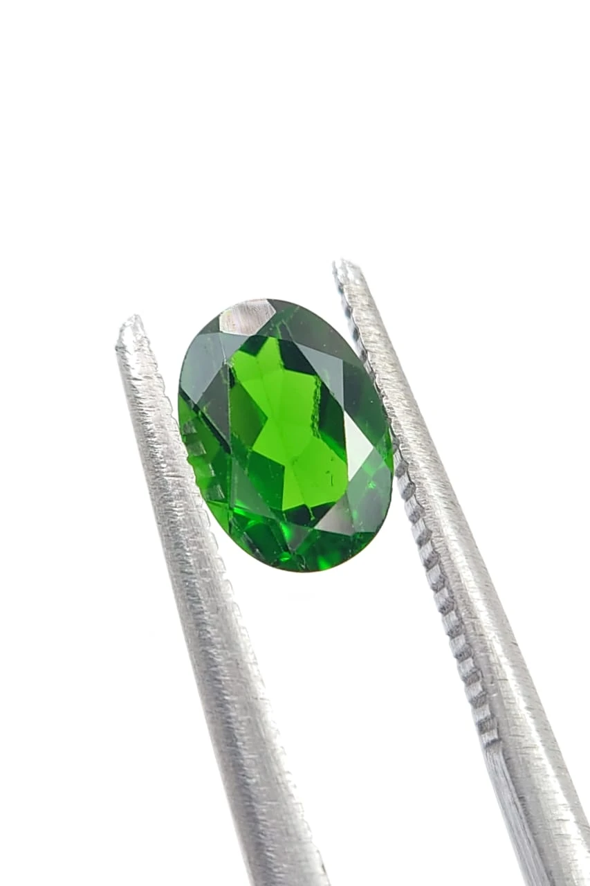 0.78ct Natural Green Chrome Diopside Oval Cut Loose Gemstone From Pakistan