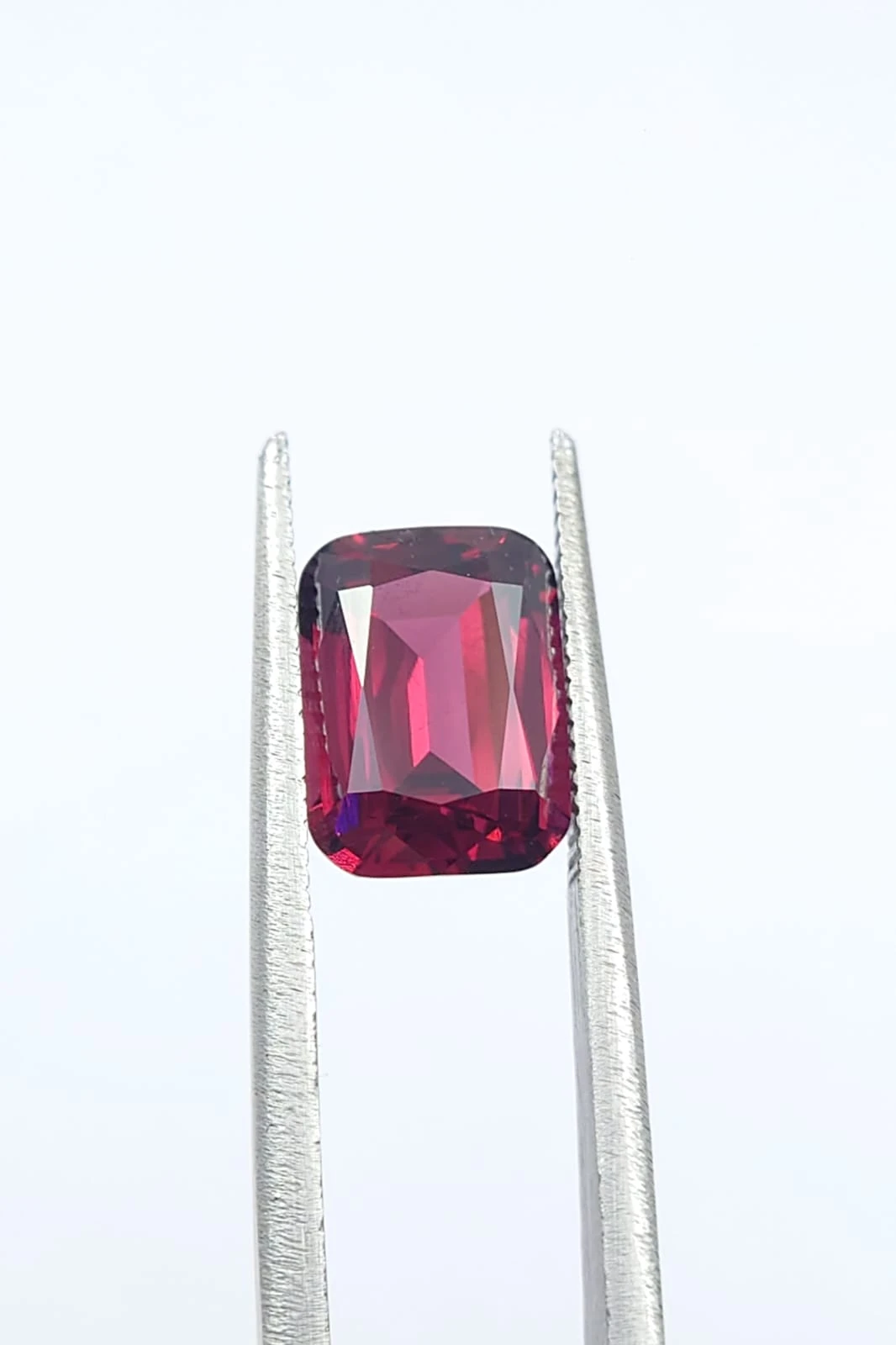 3.3ct Natural Reddish Pink Rhodolite Garnet Loose Gemstone From Tanzania