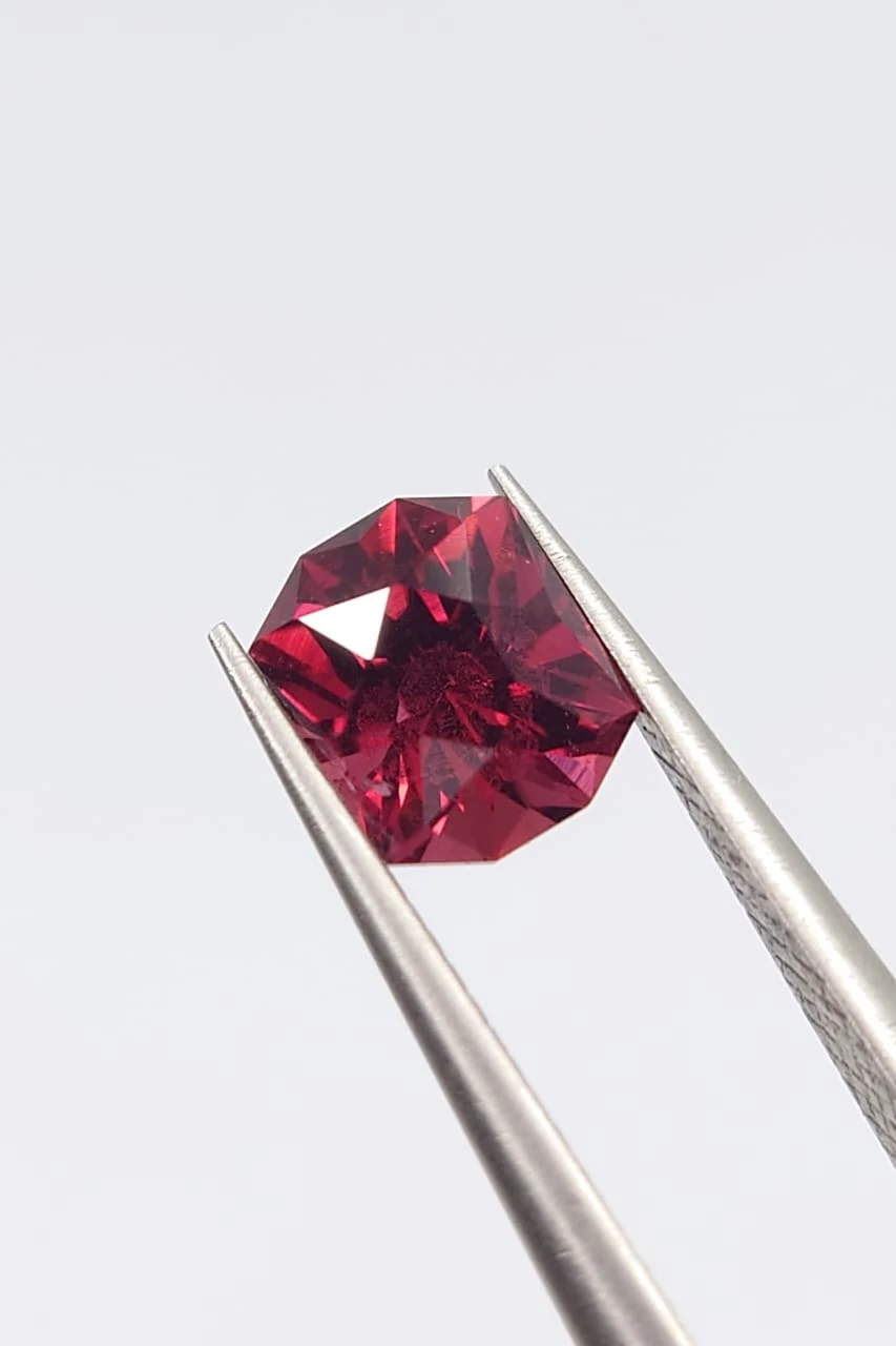 1.2ct Natural Stunning Rhodolite Garnet loose Gemstone From Tanzania