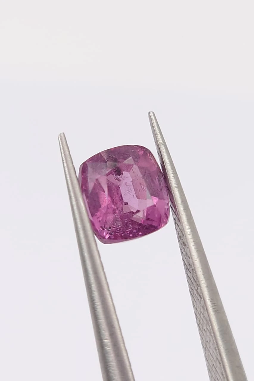 1.1ct Natural Malaya Garnet Loose Gemstone From Tanzania