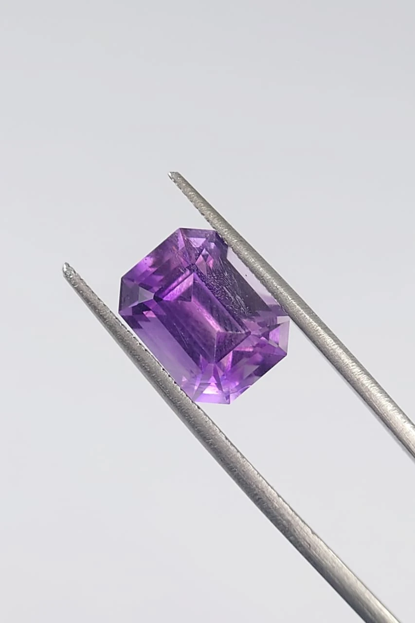 4.65ct Natural Amethyst Emerald Cut loose Gemstone From Nigeria