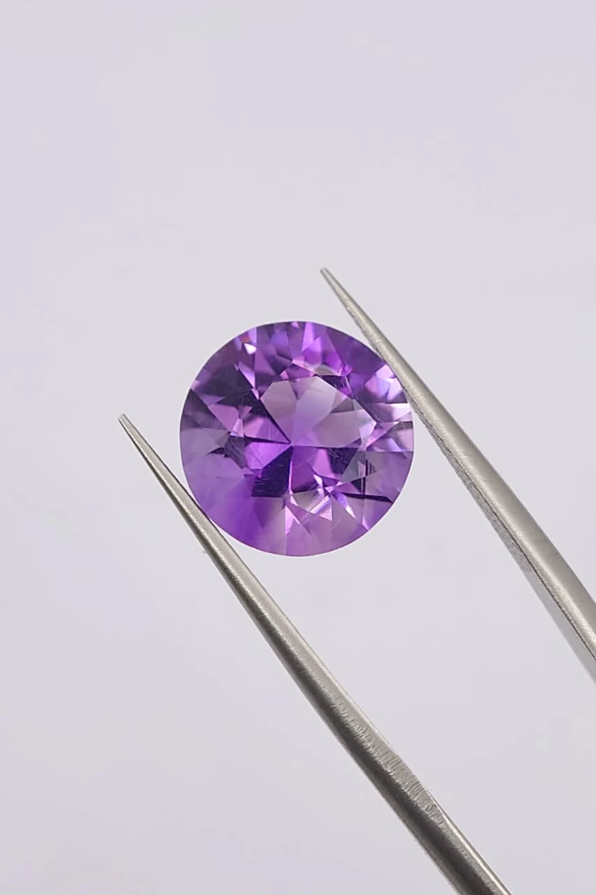 4.85ct Natural Amethyst Emerald Cut loose Gemstone From Nigeria