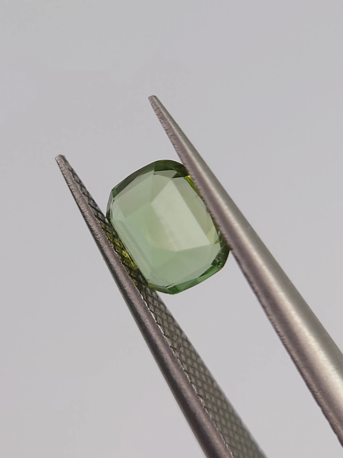 0.8ct Natural light Green Tourmaline Cushion Cut Loose Gemstone from Afghanistan