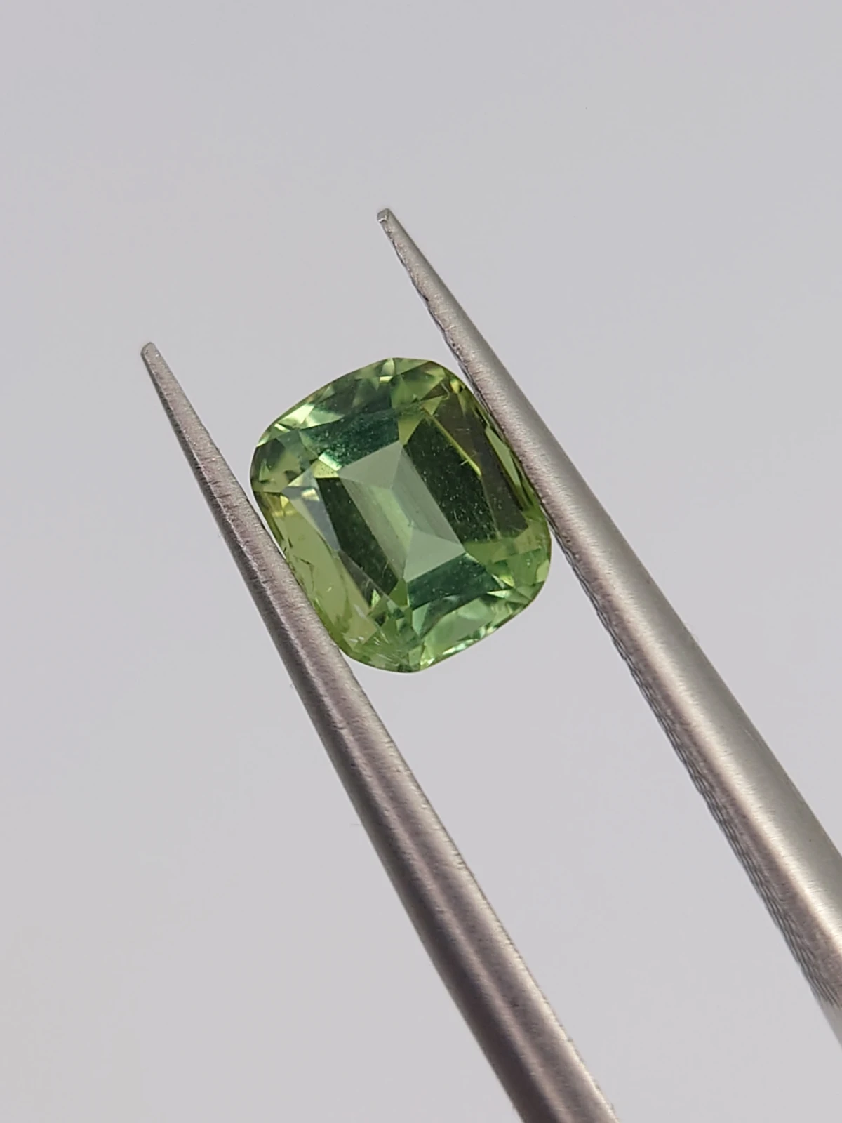 0.8ct Natural light Green Tourmaline Cushion Cut Loose Gemstone from Afghanistan