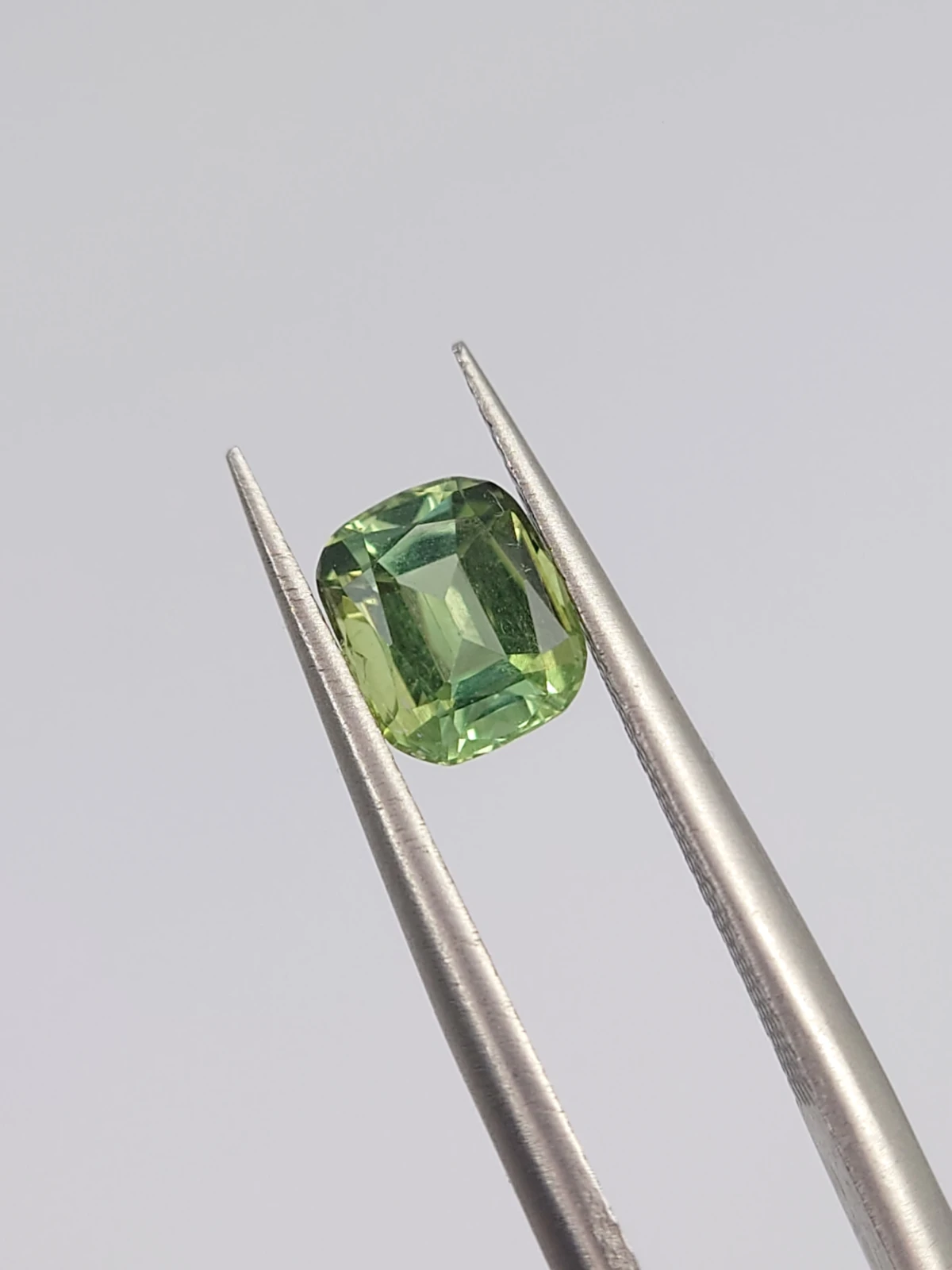 0.8ct Natural light Green Tourmaline Cushion Cut Loose Gemstone from Afghanistan