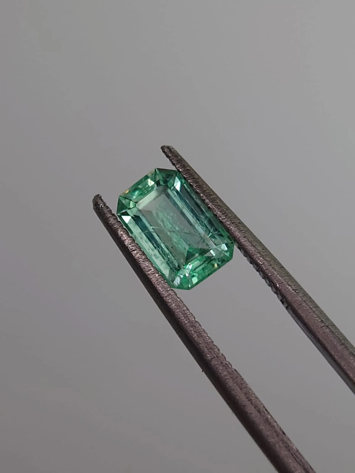 1ct Natural Emerald  Loose Gemstone from Panjshir Afghanistan