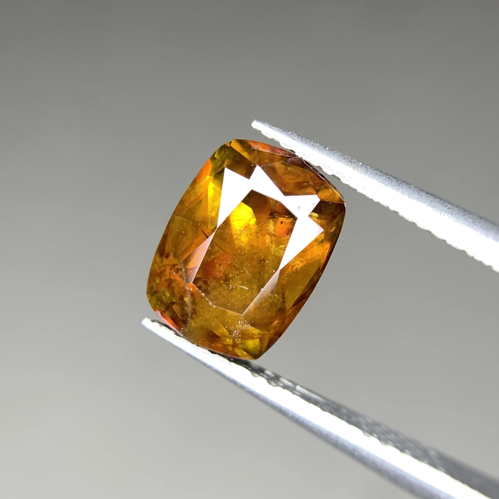 2.85ct Sphene titanite loose gemstone cushion cut