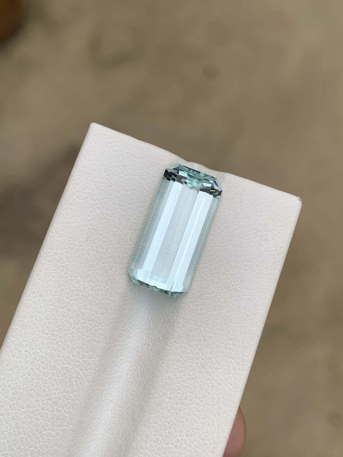 7.90 ct Natural Aquamarine loose gemstone Emerald cut from Pakistan