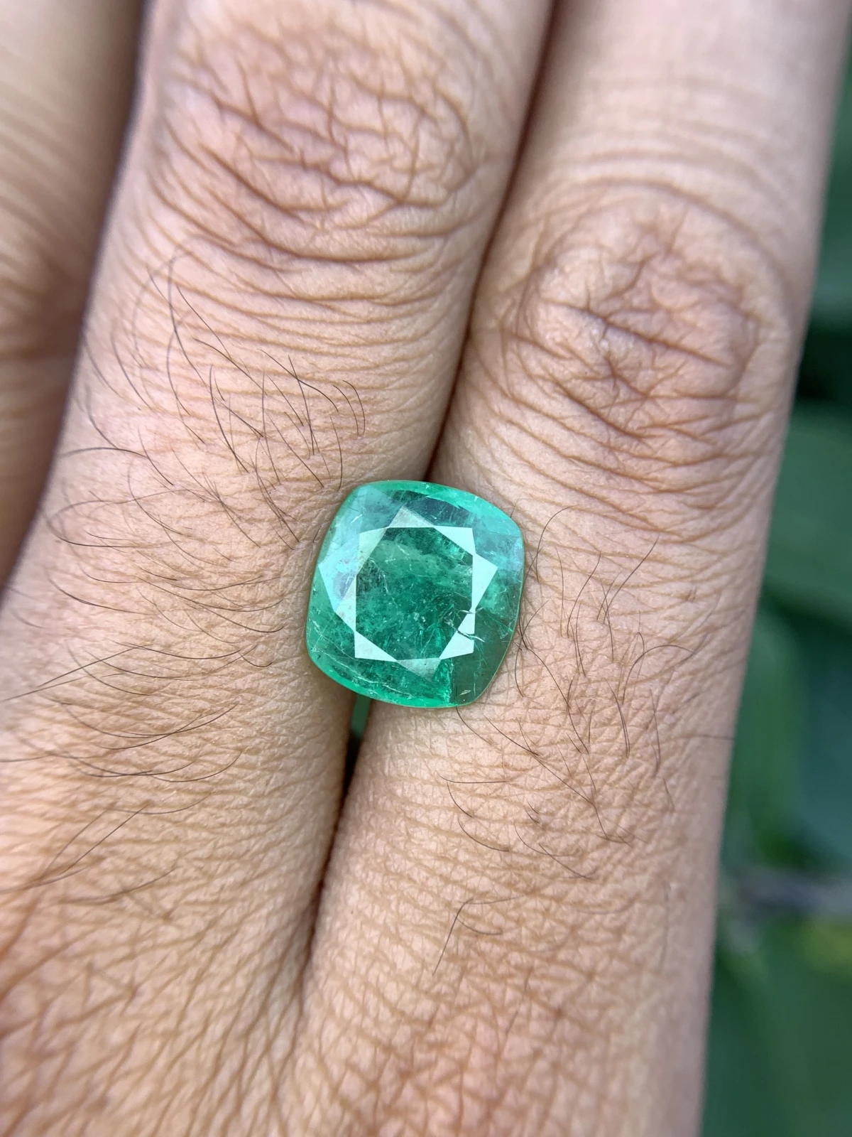 4.30 ct Natural Emerald loose gemstone cushion cut from Pakistan