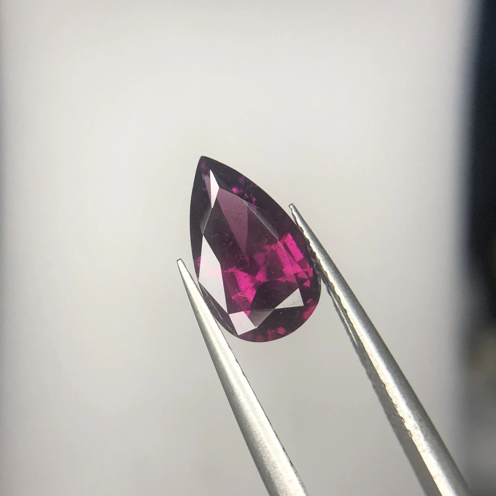2.90ct Natural Rhodolite Garnet loose gemstone pear shape