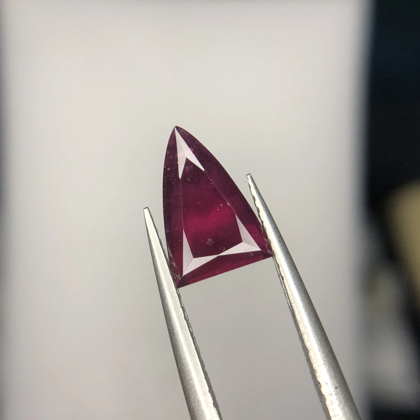 2.50ct Natural Rhodolite Garnet loose gemstone trillion cut from Tanzania
