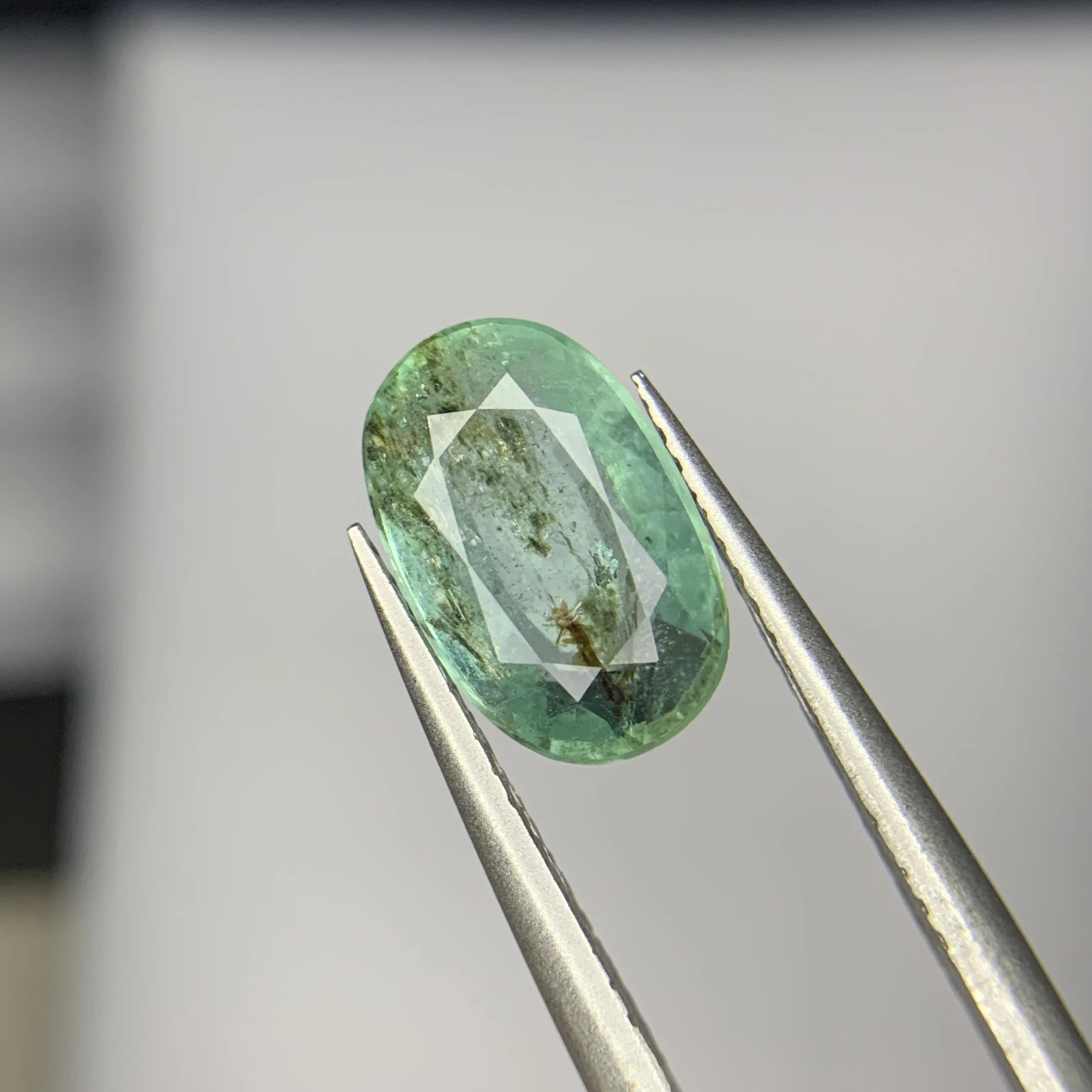 3ct Natural Emerald loose gemstone oval cut from Chitral Pakistan