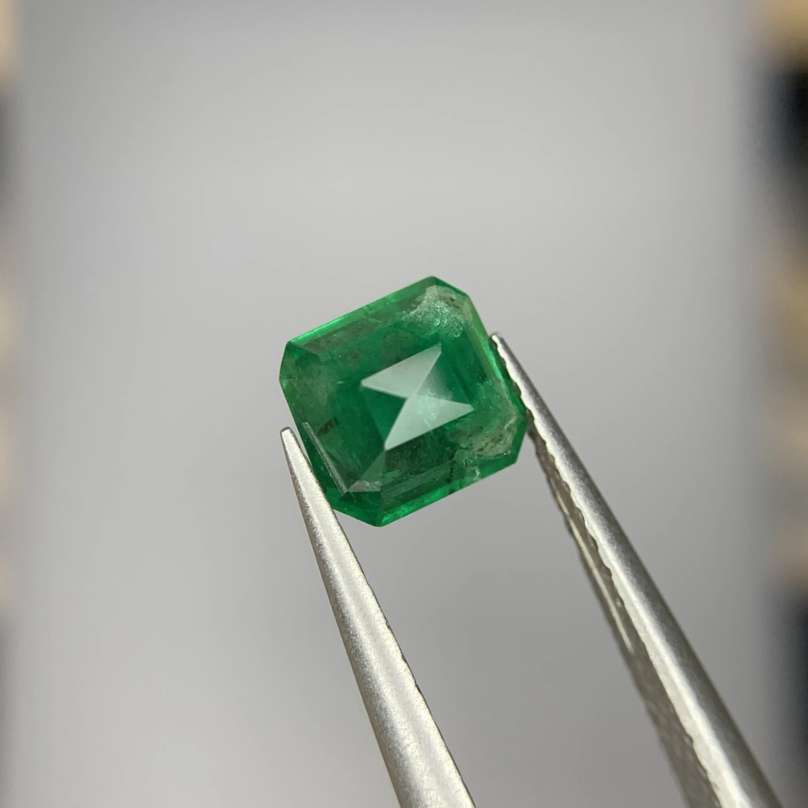 1 ct Natural Emerald loose gemstone octagon cut from Swat