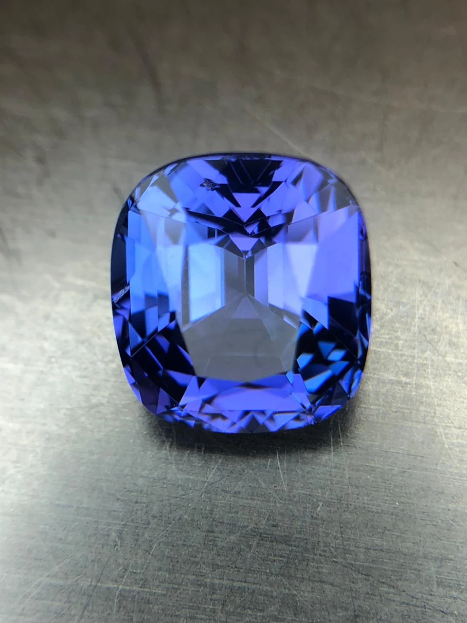 Tanzanite 5.3 carat, AA Grade in Step Cushion Cut