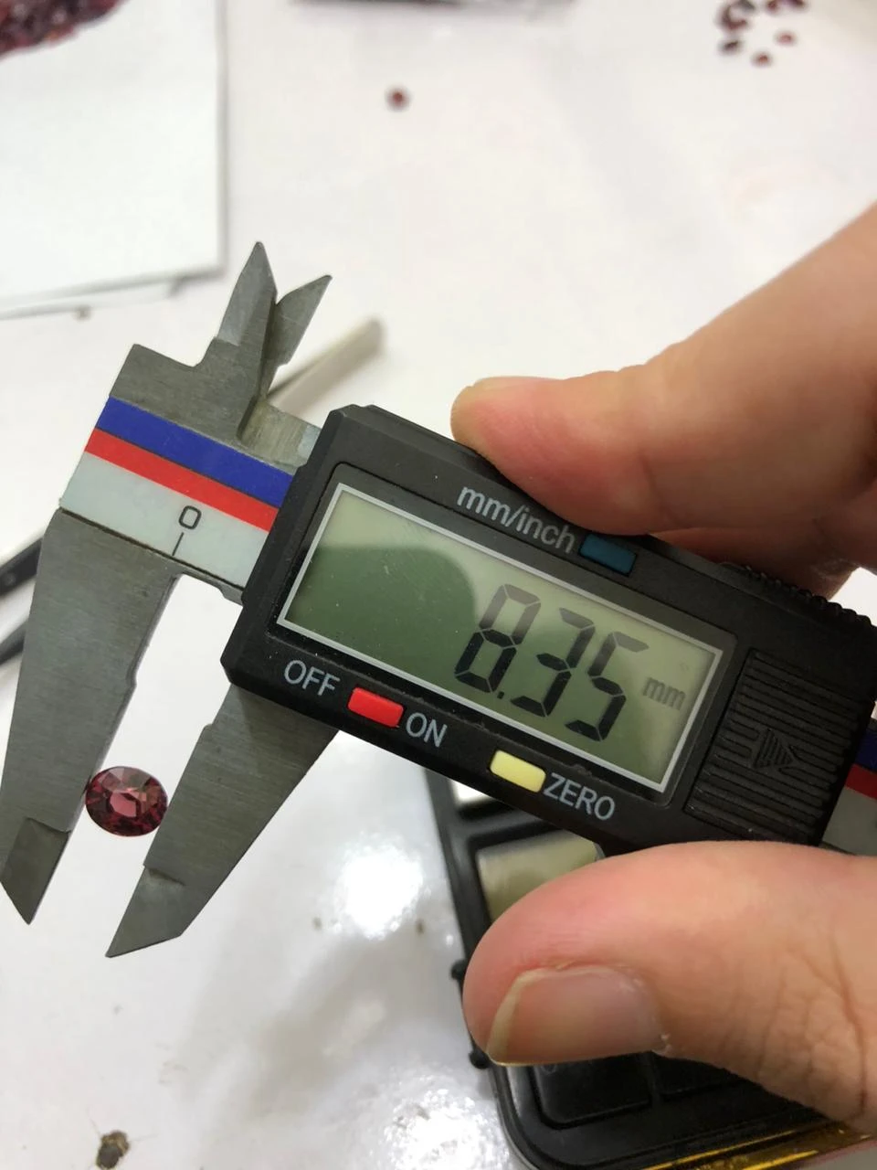 Malaya Garnet  2.6 carats in Classic Oval Cut from Madgascar