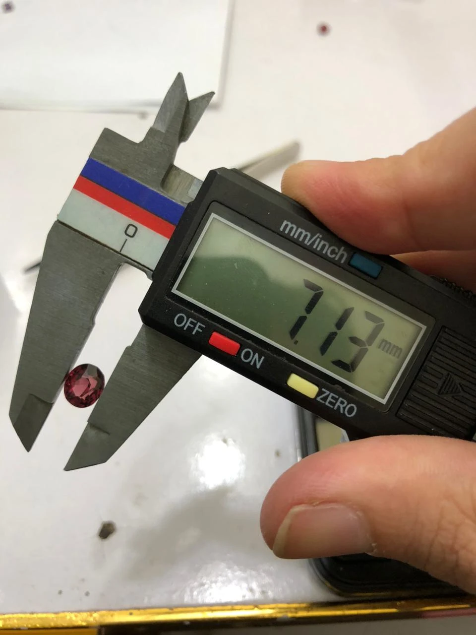 Malaya Garnet  2.6 carats in Classic Oval Cut from Madgascar